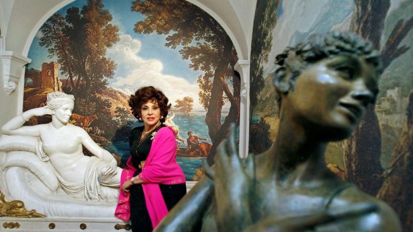 Gina Lollobrigida From post-war film legend to artist Euronews