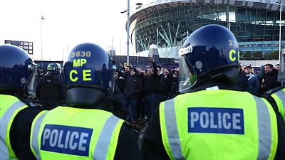 Cientos de policías podrían ser expulsados en operación de limpieza: comisario de Londres