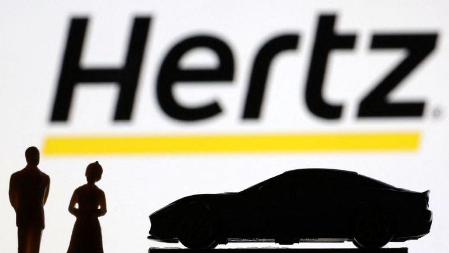 Hertz to offer 25,000 EV rentals to Uber drivers in Europe