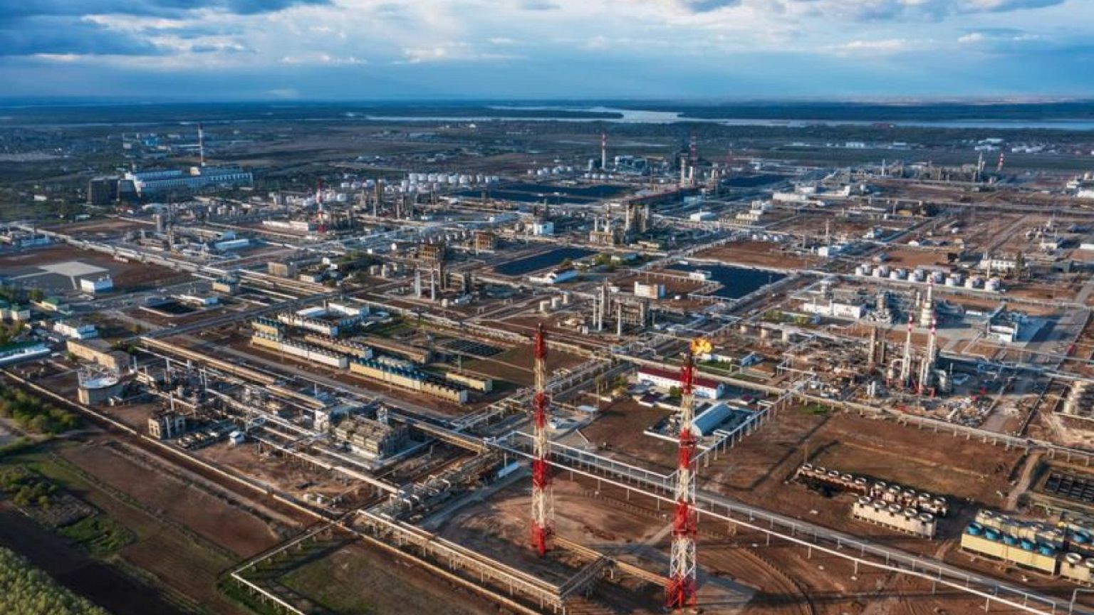 Bulgaria seeks to revive trans-Balkan pipeline project to secure non-Russian oil