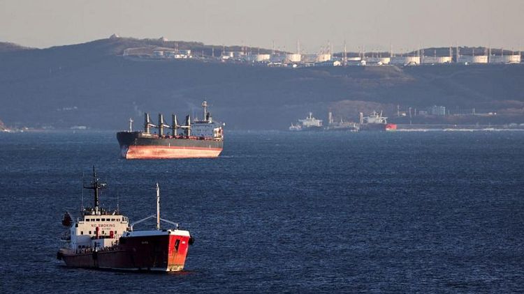 EXCLUSIVA- Rusia prevé que las sanciones afecten a los productos petrolíferos