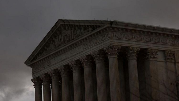 U.S. Supreme Court asks for govt views on blockbuster Apple/Caltech patent dispute