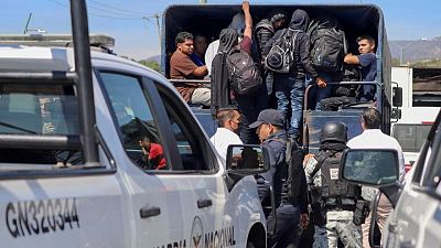 السلطات المكسيكية تعثر على 269 مهاجرا في مقطورة قرب الحدود الجنوبية