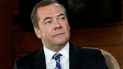 Medvédev advierte de una guerra nuclear si Rusia es derrotada en Ucrania