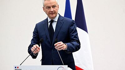 وزير مالية فرنسا: الإضرابات الأخيرة لن تؤثر على الاقتصاد