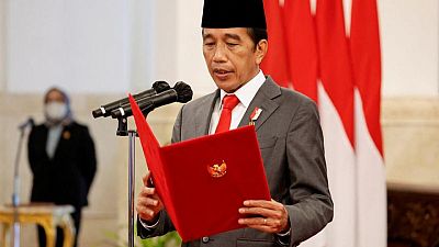 INDONESIA-PRESIDENT-TESLA:Exclusive-President Jokowi "confident" Tesla will invest in Indonesia