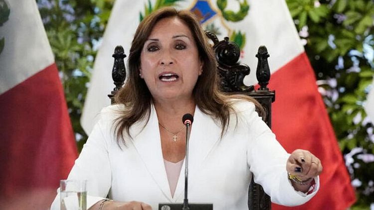 Congresistas de Perú presentan moción de vacancia contra presidenta Boluarte
