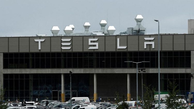 TESLA-GASTO:EEUU busca documentos sobre sistemas de asistencia al conductor de Tesla