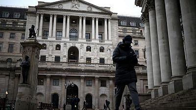 BRITAIN-BOE:Bank of England raises borrowing costs to 4%, hints rates near peak
