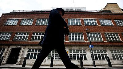 BRITAIN-SECURITY-GCHQ:Britain's GCHQ spy agency director to step down later this year
