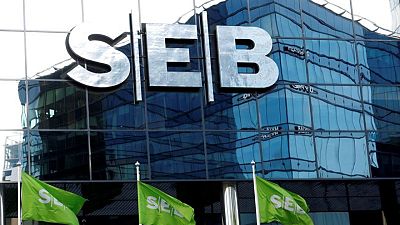 SEB-RESULTS:SEB beats profit forecasts helped by trading income, hikes dividend