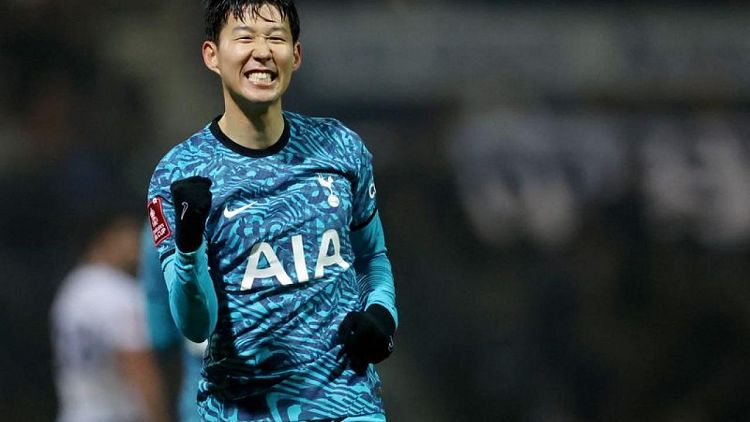 SOCCER-ENGLAND-PNE-TOT-REPORT:Soccer-Cup joy for Son as Tottenham reach fifth round, Leicester through