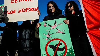 ALBANIA-ENVIRONMENT-PROTESTS:Environmentalists protest airport project near Albanian bird sanctuary