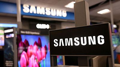 SAMSUNG-ELEC-RESULTADOS:Samsung seguirá invirtiendo en chips, sin inmutarse por sus ganancias más bajas en 8 años