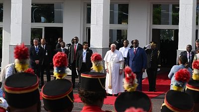 Appello a Kinshasa al suo arrivo per il viaggio in Congo Appello a Kinshasa al suo arrivo per il viaggio in Congo