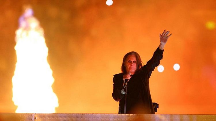PEOPLE-OZZY-OSBOURNE:Rocker Ozzy Osbourne'not physically capable' of upcoming tour