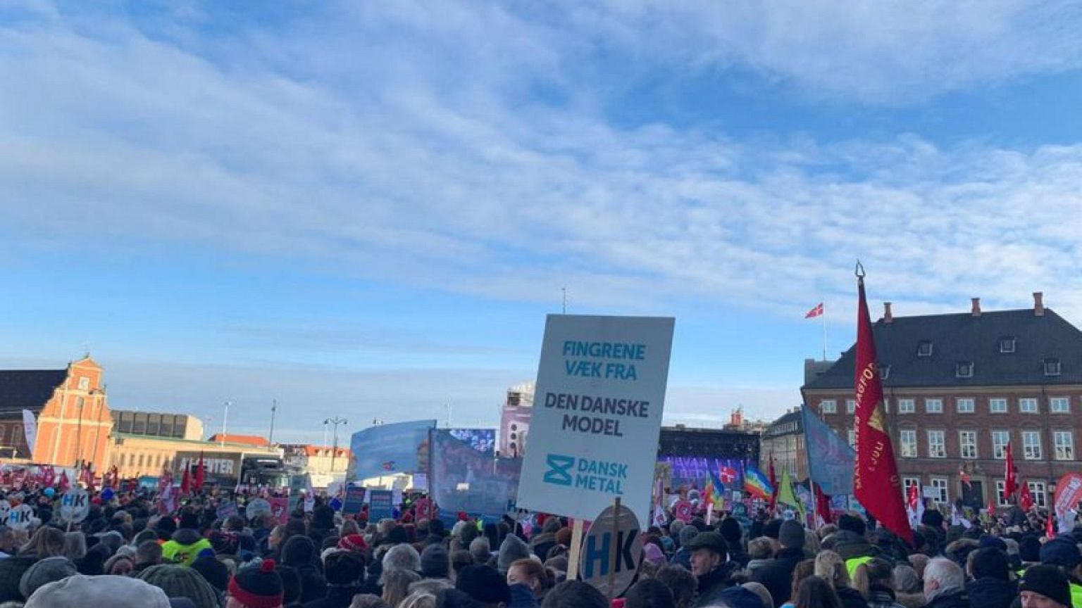 DENMARK-POLITICS:Thousands of Danes protest cancelling of public holiday
