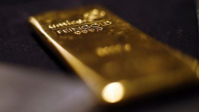GOLD-PRICES-NS4:الذهب يستقر مع ترقب المستثمرين لبيانات اقتصادية رئيسية