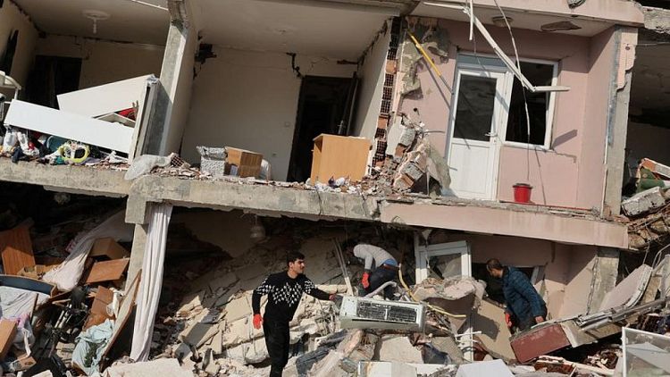 TURQUIA-TERREMOTO-CIFRAS:El número de muertos por el terremoto en Turquía y Siria supera los 5.000