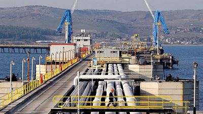TURQUIA-SISMO-PETROLEO-EXPORTACIONES:Mal tiempo retrasa la carga de crudo en el puerto turco de Ceyhan; oleoducto iraquí sigue parado