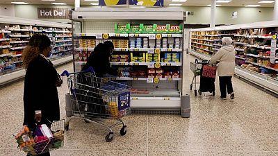 BIENES-CONSUMO-INFLACION:Tiendas y proveedores repercuten el alza de precios en los consumidores de todo el mundo
