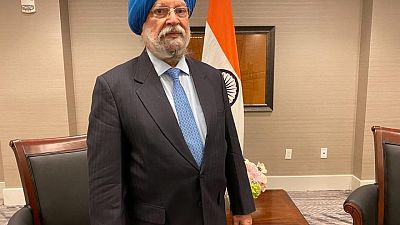 INDIA-GULF-OIL-SS5:وزير: دول الخليج ستظل موردا رئيسيا للنفط إلى الهند "لفترة طويلة"