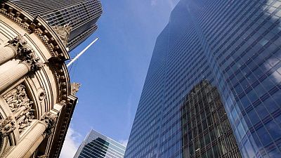 GLOBAL-HEDGEFUNDS-FEES:Multi-manager hedge funds offer big returns but at high cost 