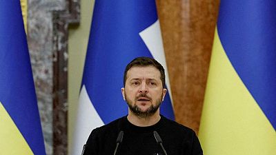 UKRAINE-CRISIS-EU:Ukraine's Zelenskiy to ask EU summit for arms, quick accession - official