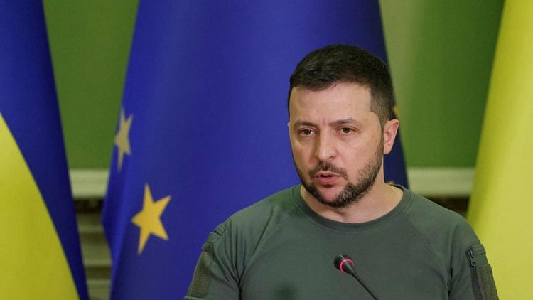 UKRAINE-CRISIS-EU-ZELENSKIY:Zelenskiy to ask EU summit for more arms and quick accession - Ukrainian official