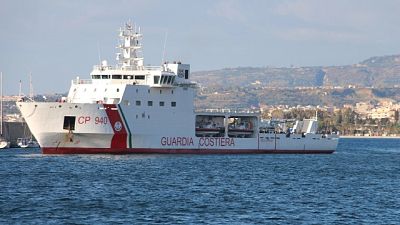 Trasferiti per alleggerire Hotspot Lampedusa