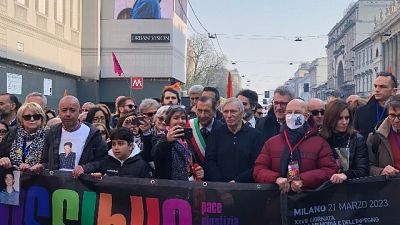 Siamo al centro di interessi e ciò attira anche malintenzionati Siamo al centro di interessi e ciò attira anche malintenzionati