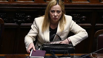 E' una calunnia dire che lasciamo morire i bimbi E' una calunnia dire che lasciamo morire i bimbi