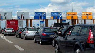 Ospite di una casa di riposo si accodava a veicoli col Telepass Ospite di una casa di riposo si accodava a veicoli col Telepass