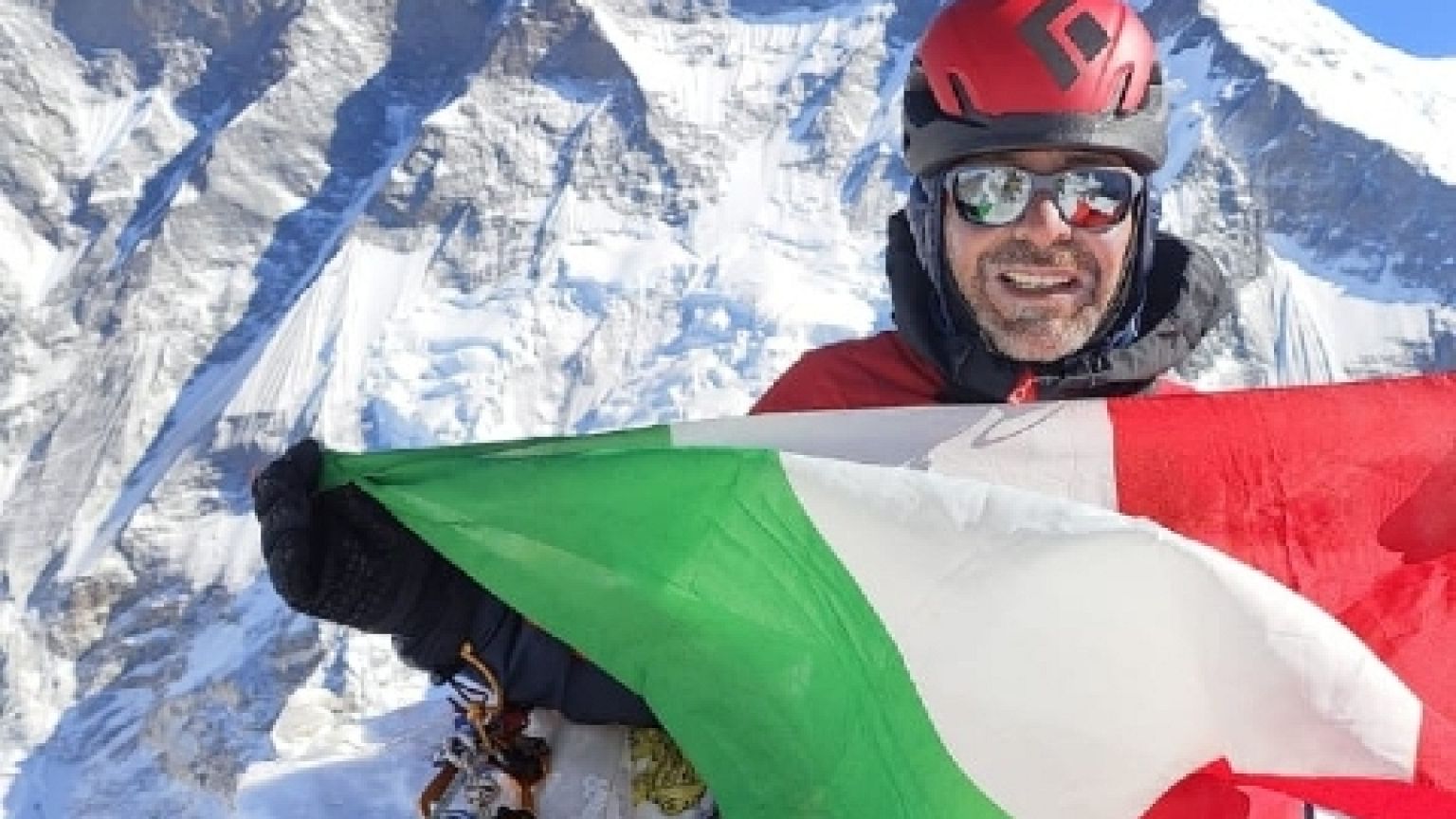 In cima all'Imja Tse a quota 6.189 metri