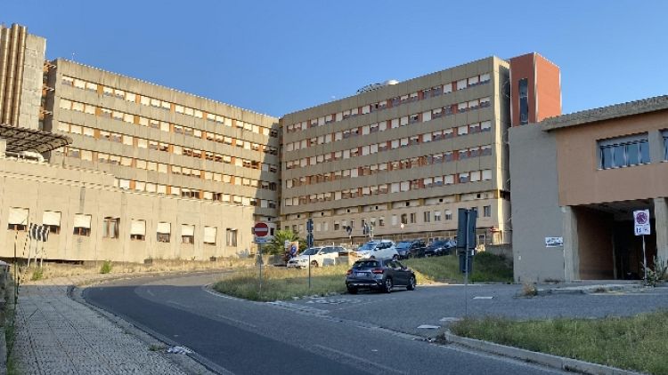 61enne operata a Messina. 17 indagati tra medici e infermieri