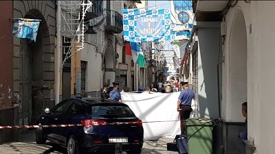 L'uomo 29enne trovato in strada, la donna 24enne in appartamento L'uomo 29enne trovato in strada, la donna 24enne in appartamento