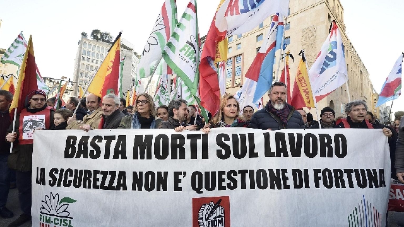67 avevano tra i 15 e i 19 anni, 7 meno di 14