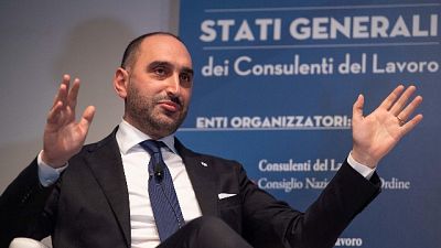 'Samo contrari,ha delle condizionalità che distruggono i Paesi'