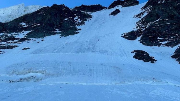 Caduta di 600 metri, la vittima è un italiano di 42 anni