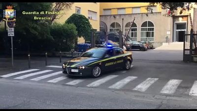 Ottanta gli indagati, l'accusa è associazione a delinquere