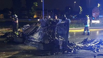 Gara di supercar in Brianza, l'auto si è anche incendiata Gara di supercar in Brianza, l'auto si è anche incendiata