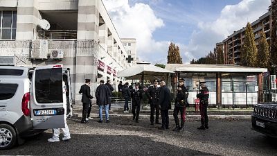 Uccise 4 donne. Chiusa indagine anche per titolare Poligono tiro Uccise 4 donne. Chiusa indagine anche per titolare Poligono tiro