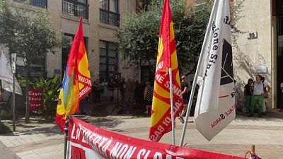 Antimilitaristi all'attacco, 'stop esercitazioni in Sardegna'