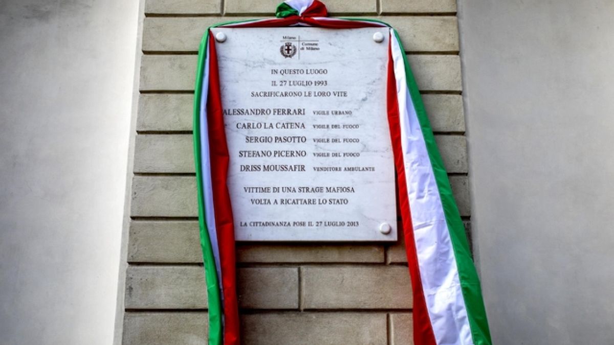 Via Palestro Roma Milano 30 anni dopo ricorda la strage di mafia di via Palestro | Euronews