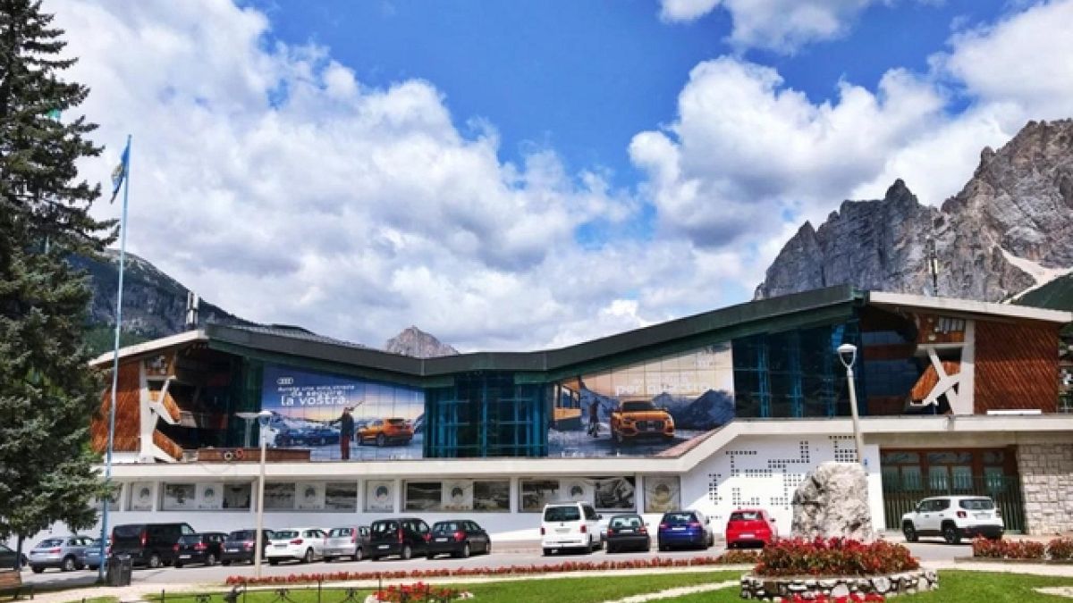 MilanoCortina Stadio del ghiaccio 1956 si rifà il look Euronews