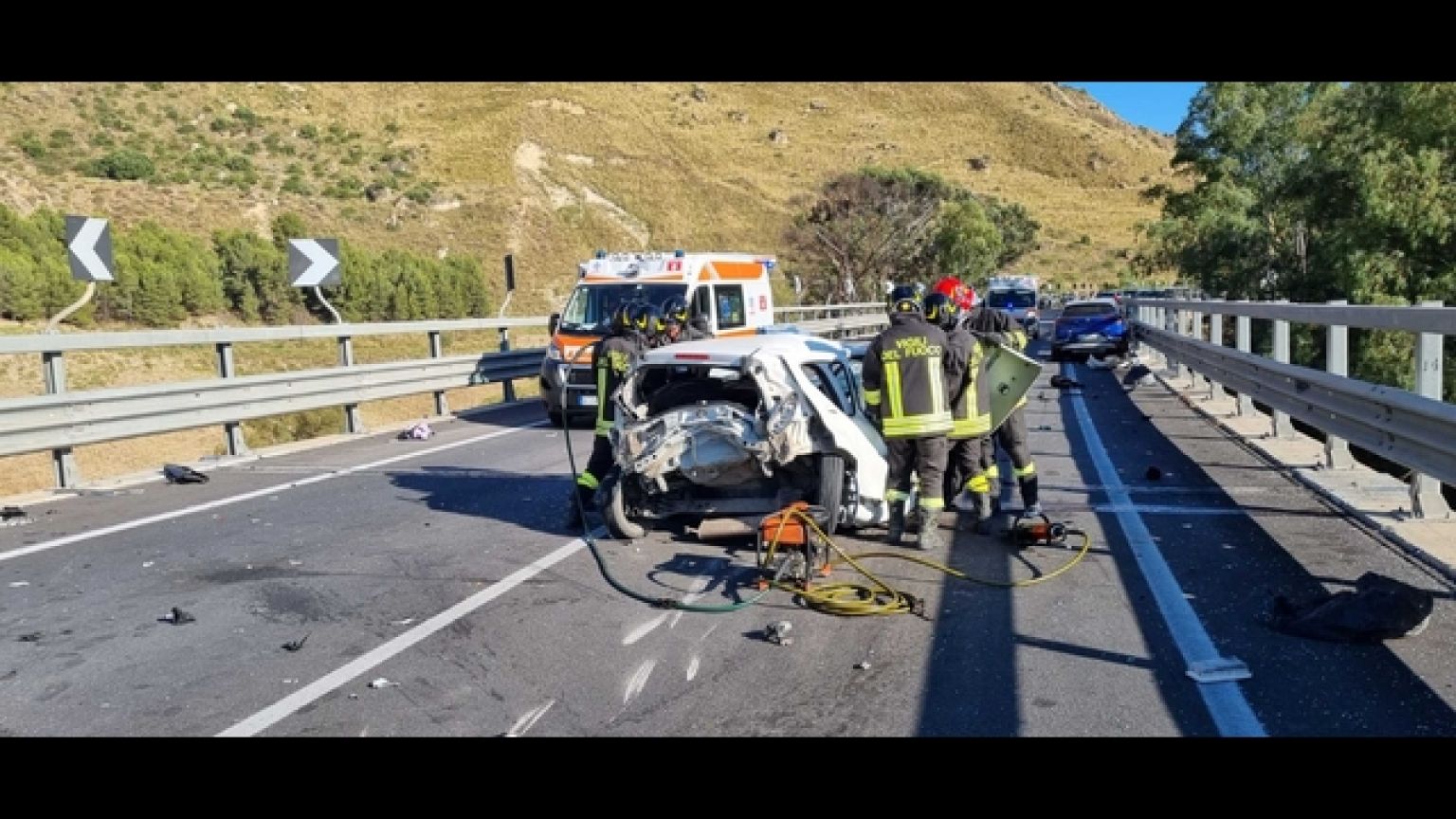 Ferita trasportata in elisoccorso all'ospedale Sant'Elia