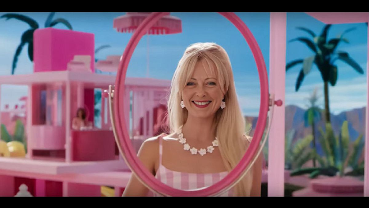 Meloni-Barbie e Salvini-Ken, su YouTube la video parodia | Euronews