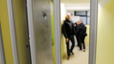 Autopsia, Nardelli trattenuto e picchiato a morte in ascensore Autopsia, Nardelli trattenuto e picchiato a morte in ascensore