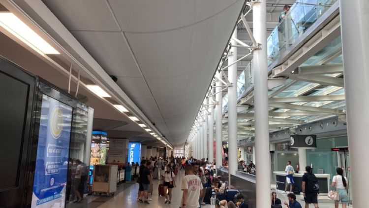 L'aeroporto di Catania resta operativo