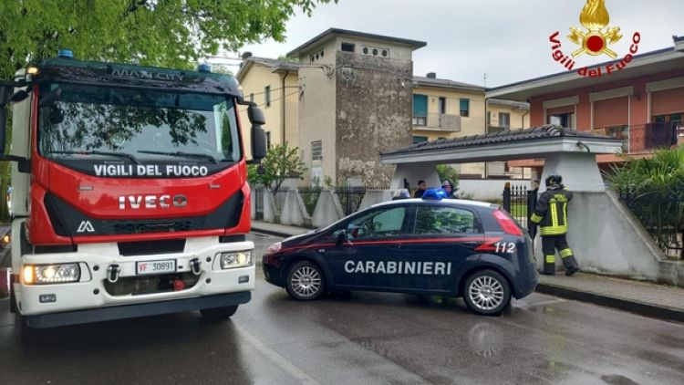 Intervenuti a Senago carabinieri e vigili del fuoco